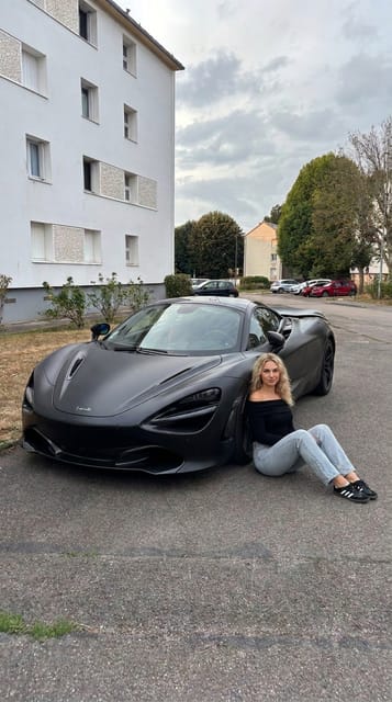 McLaren 720S noire mate